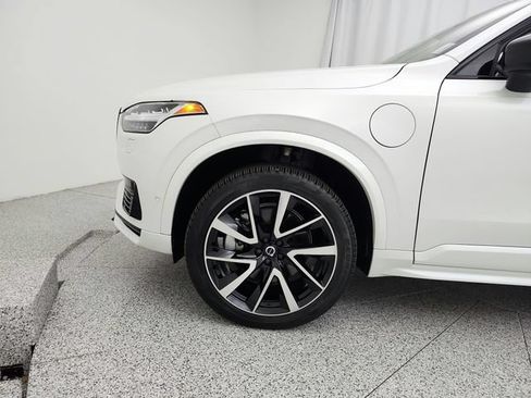 Used 2023 Volvo XC90 T8 Plus w/ Protection Package Premier AWD/4WD image 30