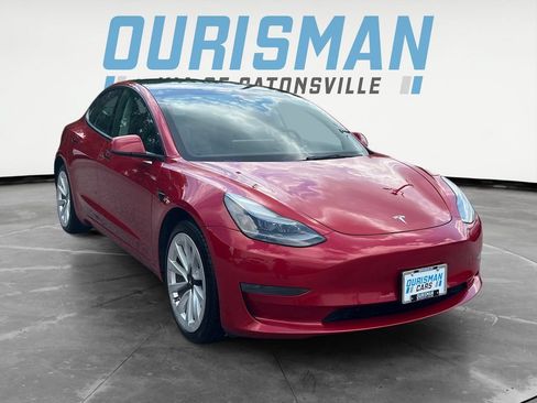 Used 2023 Tesla Model 3 Standard Range RWD image 1