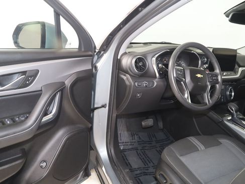 Used 2024 Chevrolet Blazer LT w/ Convenience Package FWD image 43