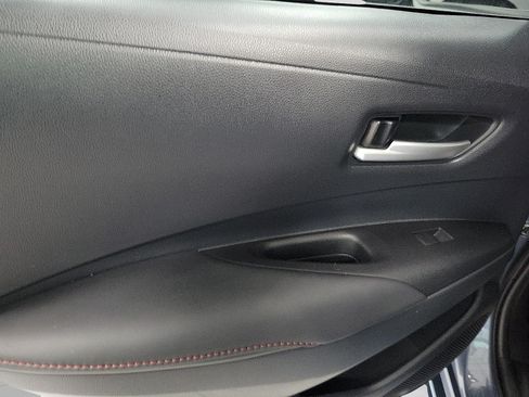 Certified 2025 Toyota Corolla SE FWD image 9
