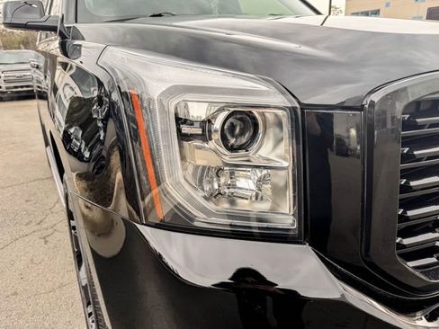Used 2019 GMC Yukon SLT image 18