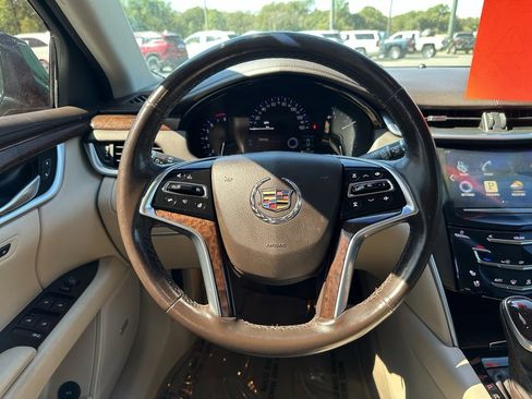 Used 2014 Cadillac XTS Luxury image 19