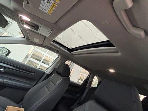 Used 2026 Honda CR-V EX image 12