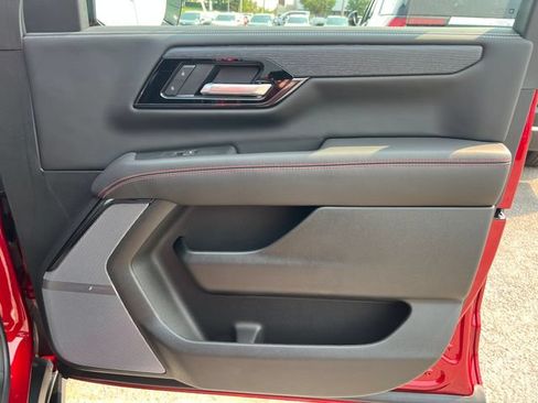 New 2026 GMC Yukon XL AT4 Ultimate AWD/4WD image 14