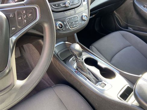 Certified 2024 Chevrolet Malibu LT image 10