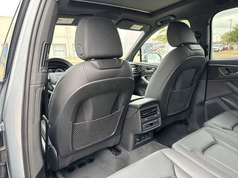 Used 2025 Audi Q7 3.0T Premium Plus AWD/4WD image 16