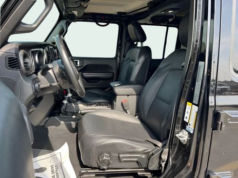 Used 2018 Jeep Wrangler Unlimited Sport S image 9