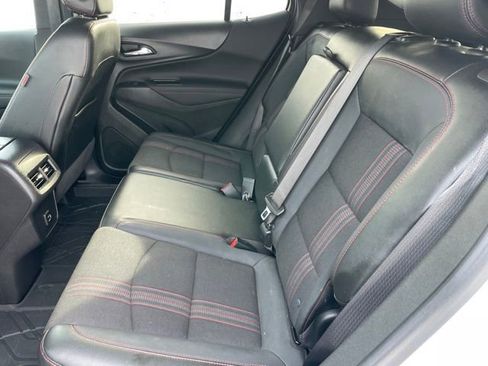 Used 2023 Chevrolet Equinox RS image 7