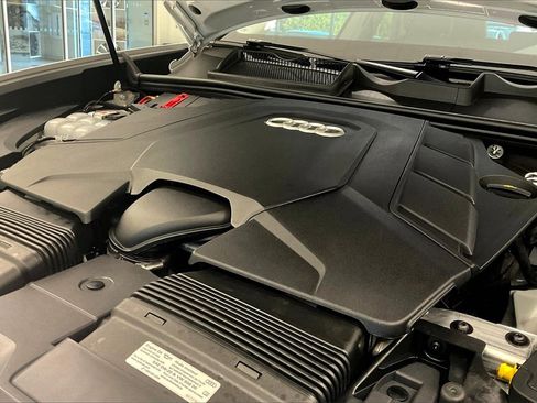 Used 2023 Audi Q8 Premium Plus w/ Premium Plus Package image 34