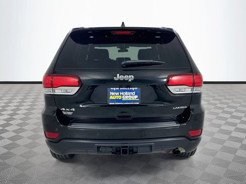 Used 2021 Jeep Grand Cherokee Laredo AWD/4WD image 6