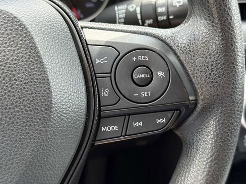 Used 2020 Toyota RAV4 XLE w/ Convenience Package AWD/4WD image 24