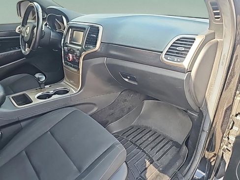 Used 2014 Jeep Grand Cherokee Laredo image 30
