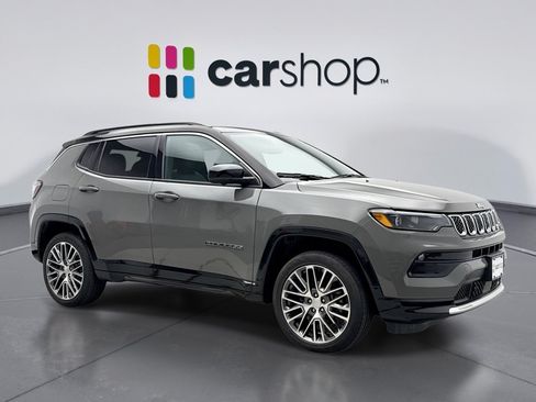 Used 2023 Jeep Compass Limited w/ Elite Group AWD/4WD image 7