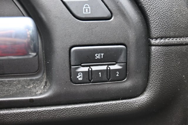 Used 2021 Chevrolet Silverado 2500 LTZ w/ LTZ Plus Package AWD/4WD image 12