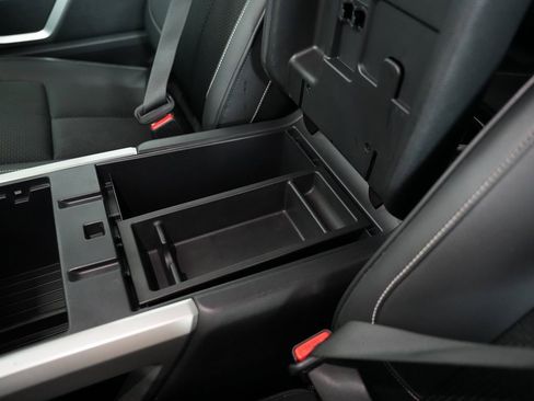 Used 2019 Nissan Titan PRO-4X image 32