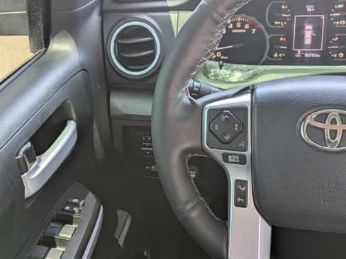 Used 2019 Toyota Tundra SR5 w/ SR5 Convenience Package RWD image 22