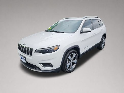 Used 2019 Jeep Cherokee Limited w/ Luxury Group FWD image 8