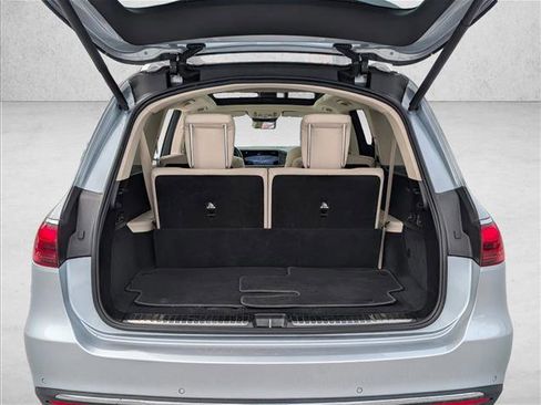 Used 2024 Mercedes-Benz GLS 450 4MATIC image 6