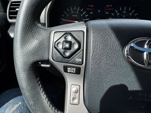 Used 2019 Toyota 4Runner 4WD image 13