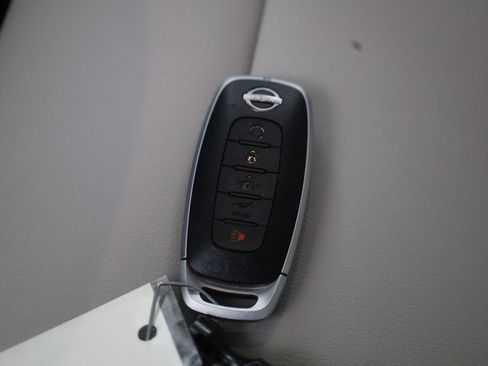 Certified 2025 Nissan Murano SL w/ Cargo Package image 26