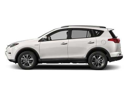 Used 2018 Toyota RAV4 XLE AWD/4WD image 4