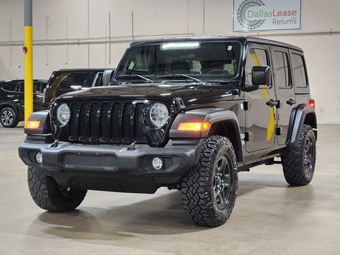 Used 2020 Jeep Wrangler Unlimited Sport image 4