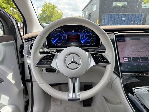 Used 2023 Mercedes-Benz EQE 350+ SUV w/ AMG Line Exterior Package image 17
