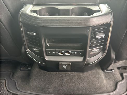 Used 2024 RAM 1500 Limited AWD/4WD image 36