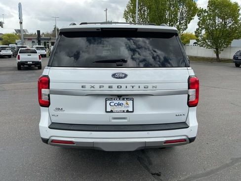 Used 2024 Ford Expedition Max XLT AWD/4WD image 5