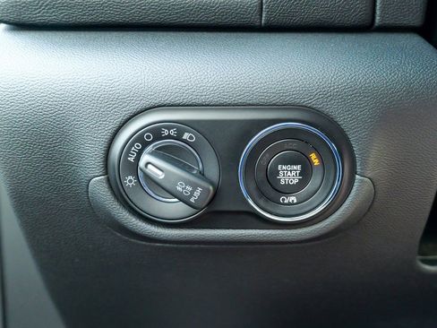 Used 2022 Maserati Levante GT image 43