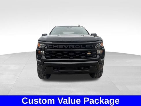 Used 2022 Chevrolet Silverado 1500 Custom image 9