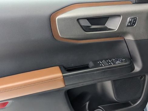 Certified 2025 Ford Bronco Sport Outer Banks w/ Outer Banks Tech Package+ AWD/4WD image 25
