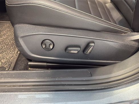 Used 2022 Volkswagen Jetta SE FWD image 22