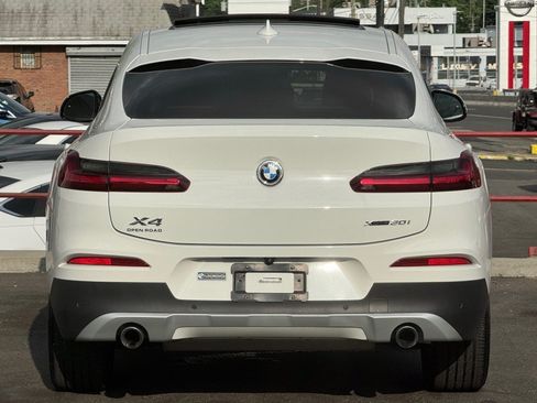 Used 2021 BMW X4 xDrive30i w/ EXECUTIVE PACKAGE w/ Premium Package AWD/4WD image 13