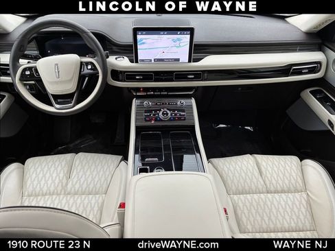 Certified 2024 Lincoln Aviator Black Label AWD/4WD image 24
