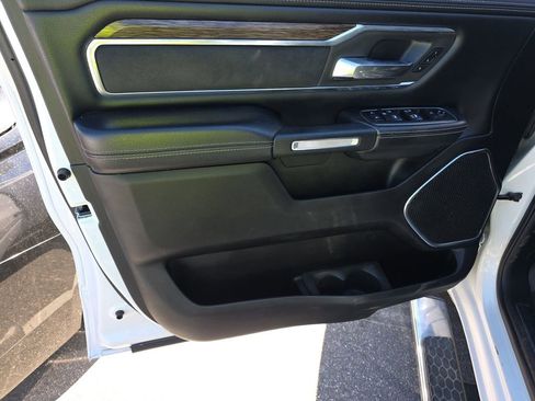 Used 2019 RAM 1500 Laramie image 11