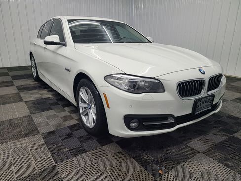 Used 2016 BMW 528i xDrive 528i xDrive Sedan 4D image 14