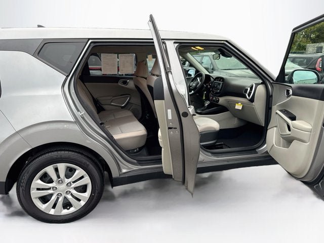 Certified 2023 Kia Soul LX FWD image 30