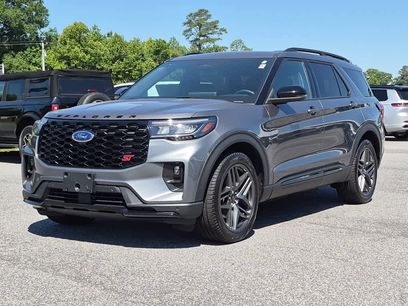Used 2025 Ford Explorer ST