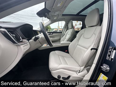 Used 2022 Volvo XC60 B5 Momentum w/ Climate Package AWD/4WD image 10
