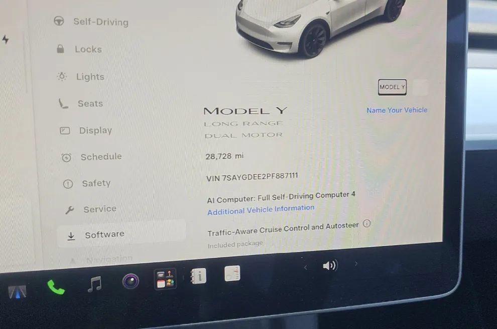 Used 2023 Tesla Model Y Long Range AWD/4WD image 4