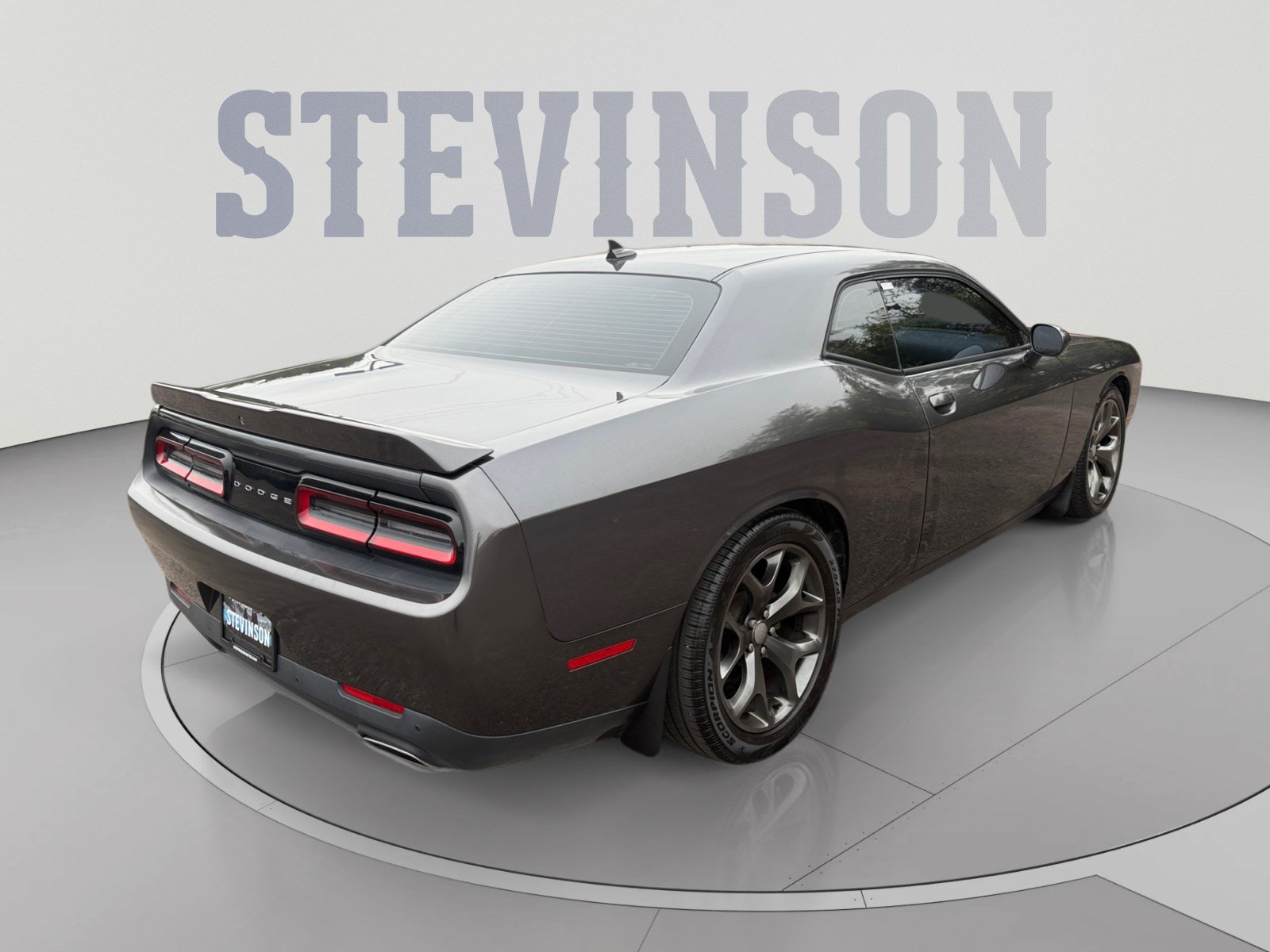 Used 2015 Dodge Challenger SXT Plus w/ Driver Convenience Group RWD image 5