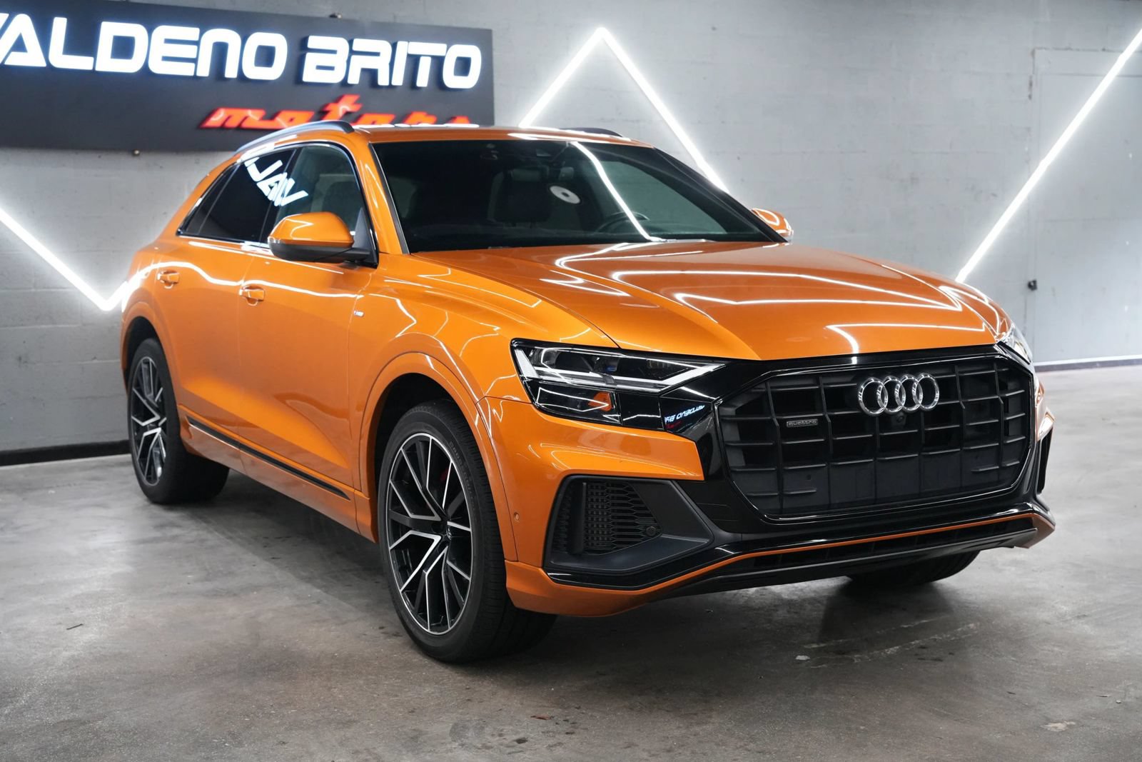 Used 2020 Audi Q8 Premium Plus w/ Premium Plus Package AWD/4WD image 8