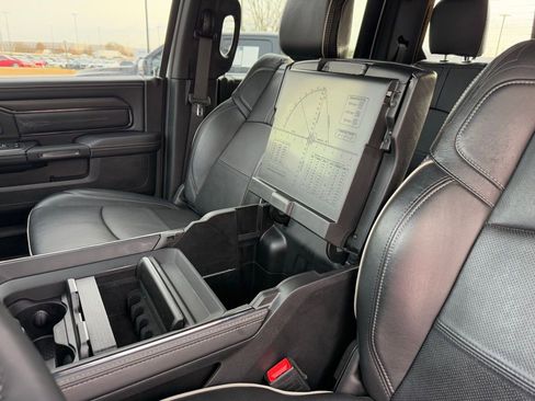 Used 2024 RAM 2500 Limited image 25