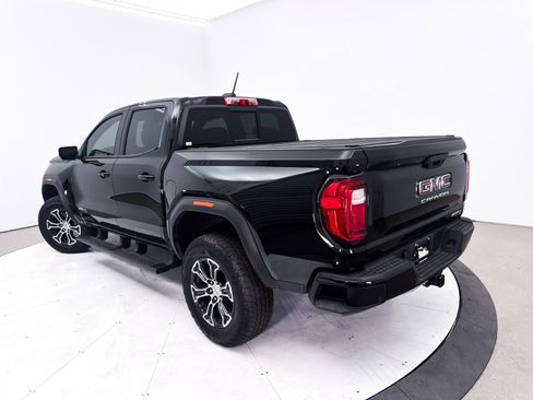 Used 2024 GMC Canyon AT4 w/ AT4 Premium Package AWD/4WD image 2