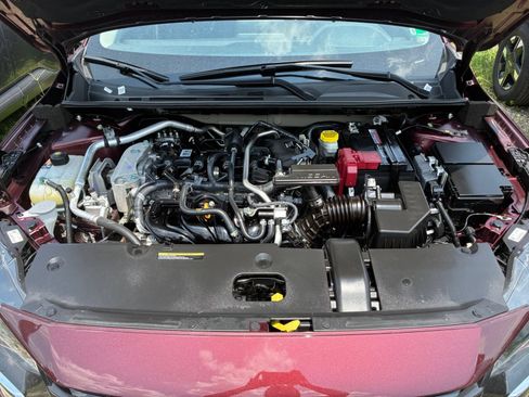 Used 2025 Nissan Sentra SV FWD image 26