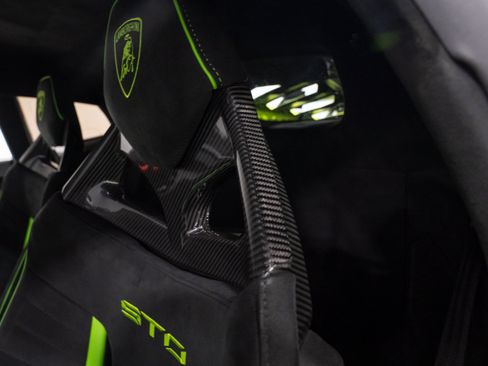 Used 2023 Lamborghini Huracan STO RWD image 44