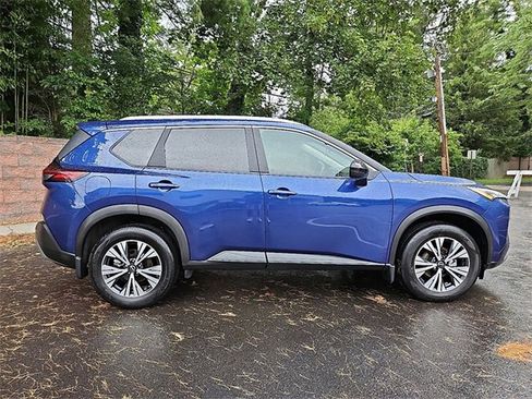 Certified 2023 Nissan Rogue SV w/ SV Premium Package image 7