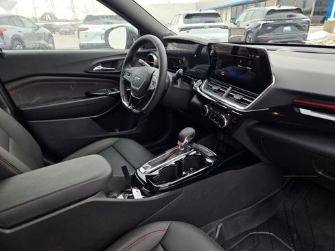 New 2026 Chevrolet Trax RS w/ Driver Confidence Package image 5