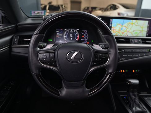 Used 2019 Lexus ES 350 image 25